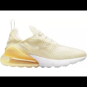 Nike 270 in Coconut